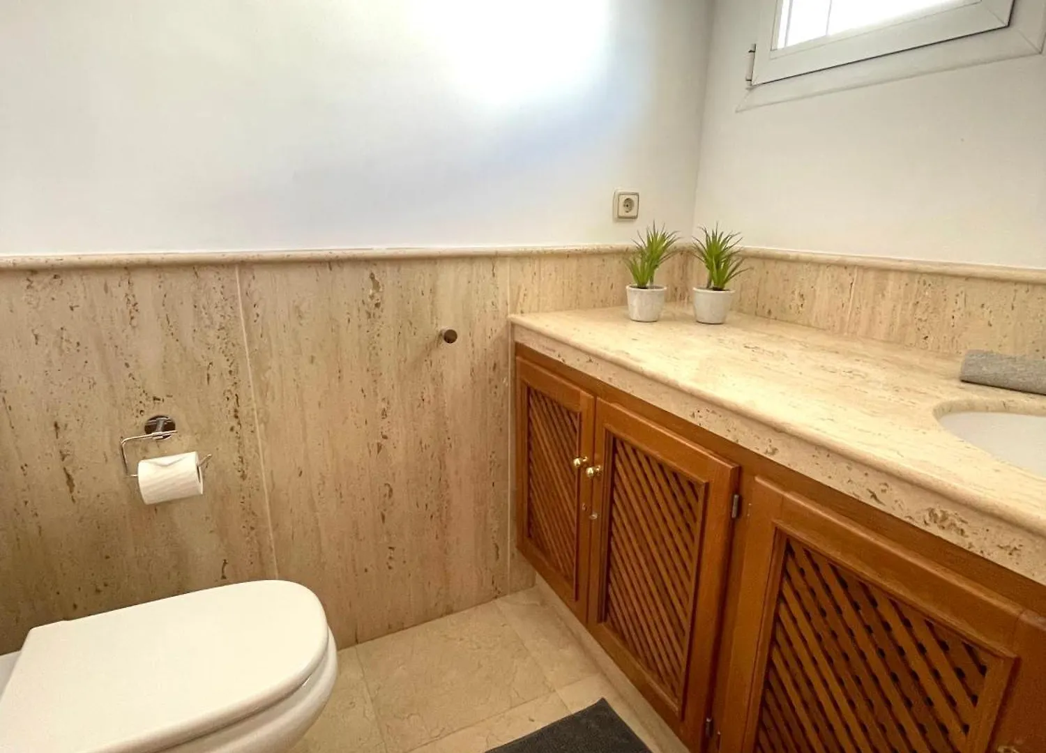 Holiday home Fantastique Maison De Ville A Costalita Estepona