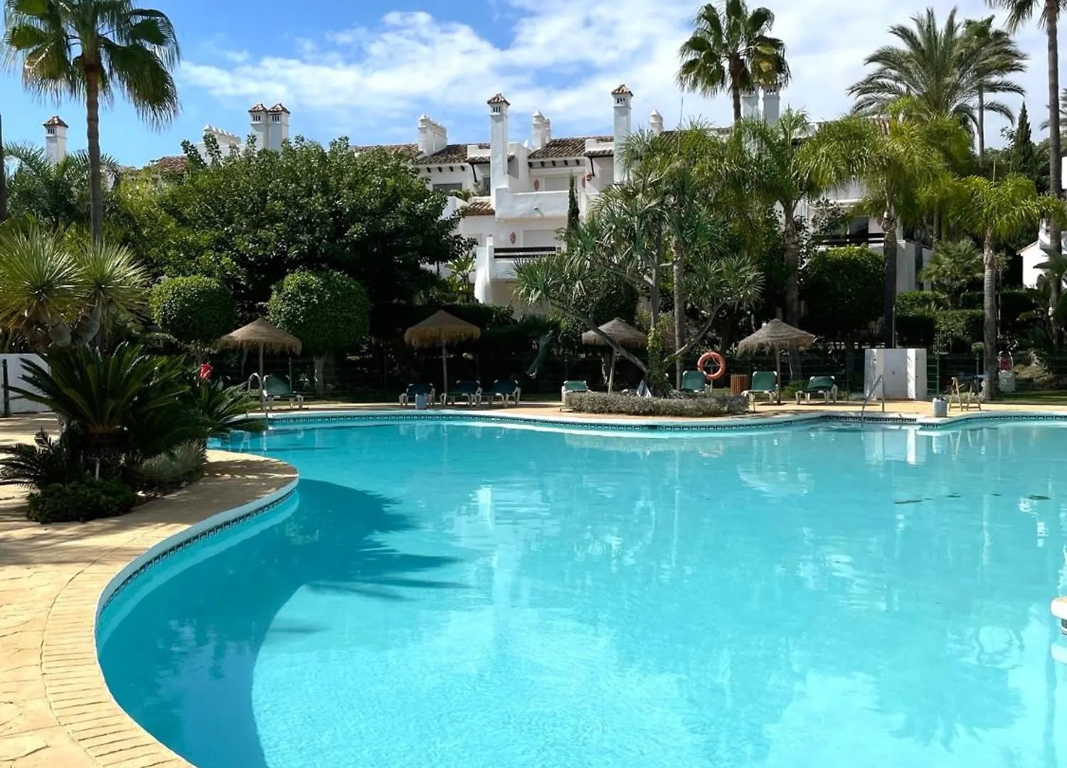 Fantastique Maison De Ville A Costalita Estepona